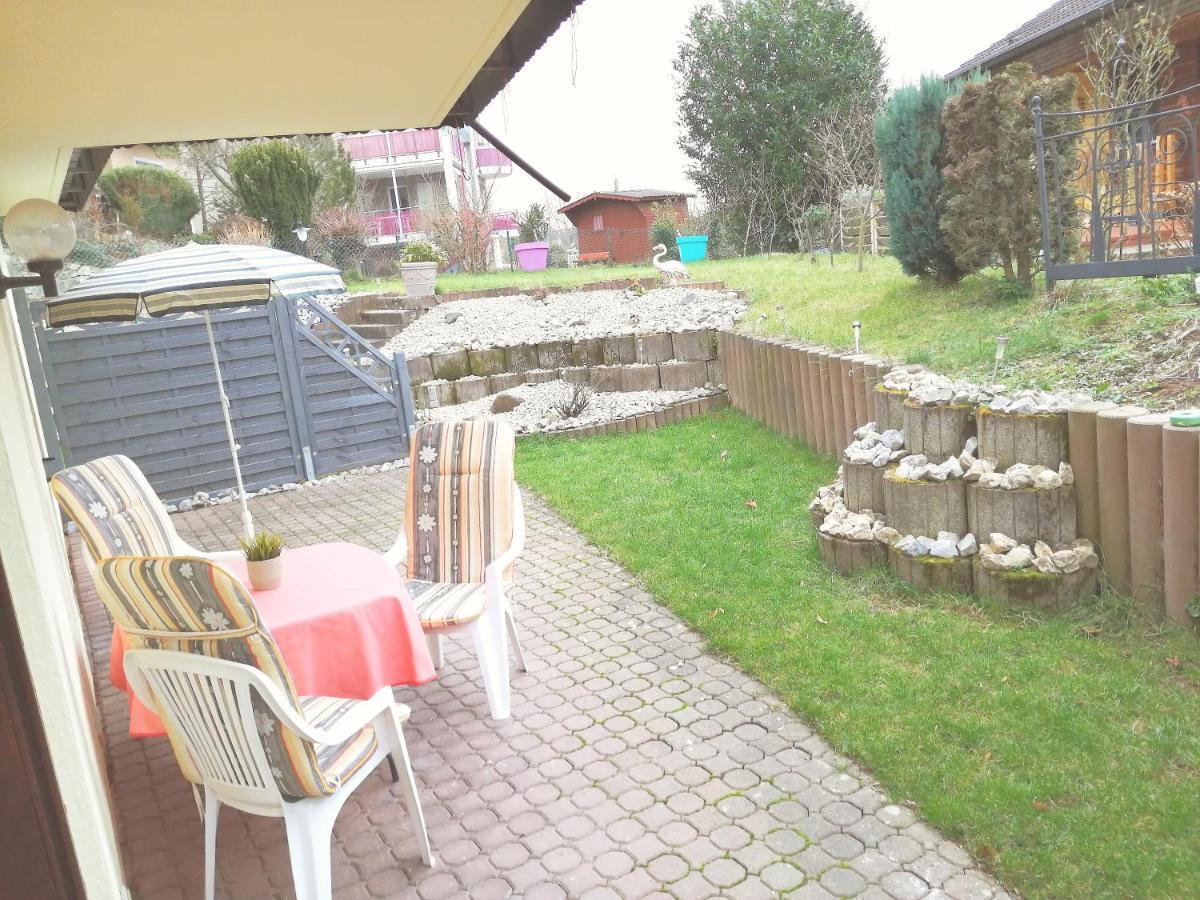 Ebenerdige Mit Grosser Terrasse In Der Naehe Des Waldes, Zum Wohlfuehlen Appartement